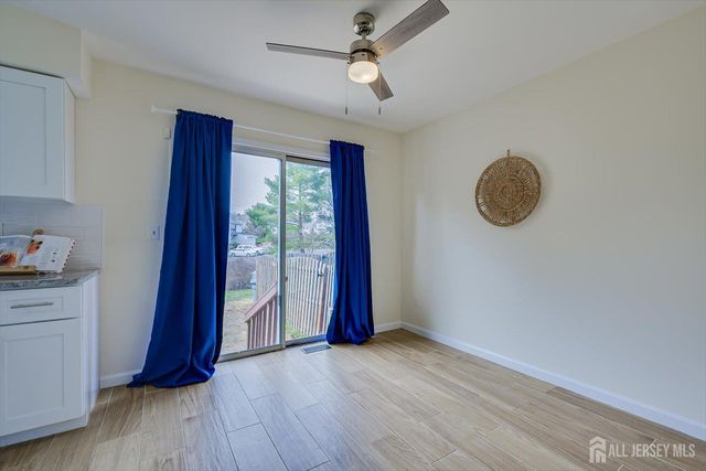 13 Peachtree Lane, Monroe, NJ 08831