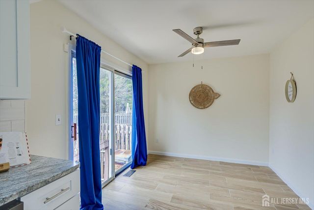 13 Peachtree Lane, Monroe, NJ 08831