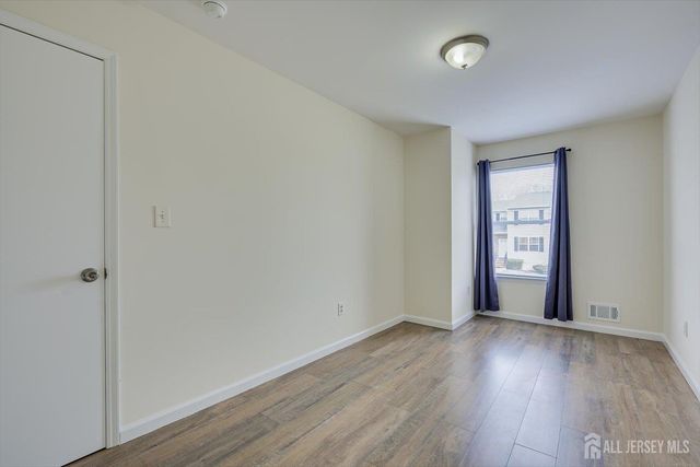 13 Peachtree Lane, Monroe, NJ 08831