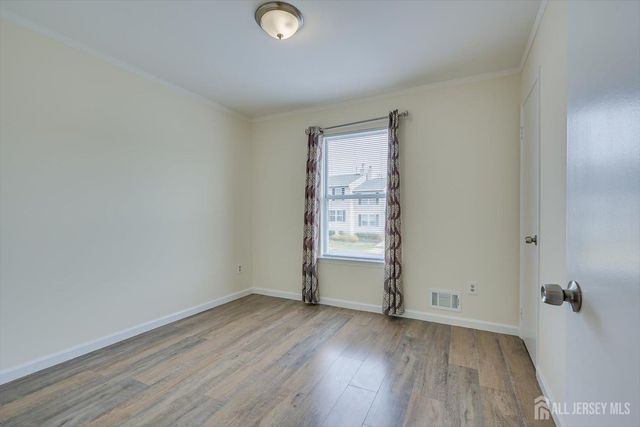 13 Peachtree Lane, Monroe, NJ 08831