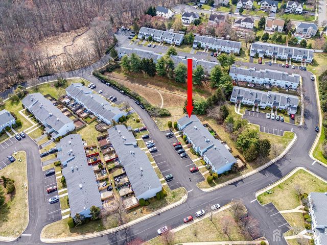 13 Peachtree Lane, Monroe, NJ 08831