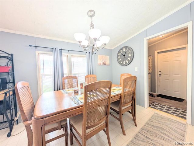 8 Brookfield, Swartz Creek, MI 48473