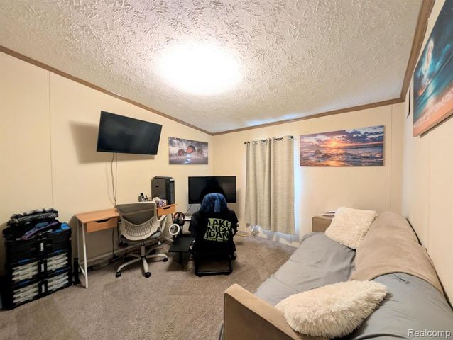 8 Brookfield, Swartz Creek, MI 48473