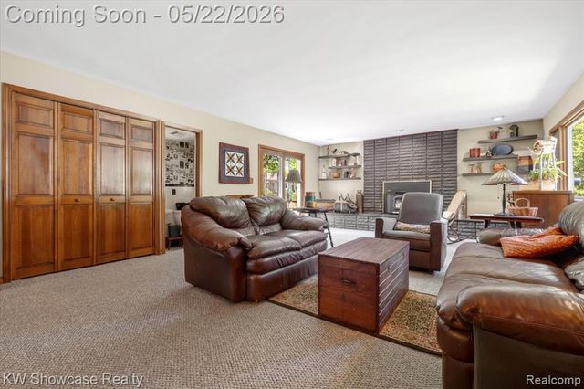 21105 Hugo Street, Farmington, MI 48336
