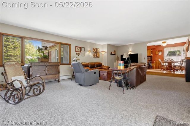 21105 Hugo Street, Farmington, MI 48336