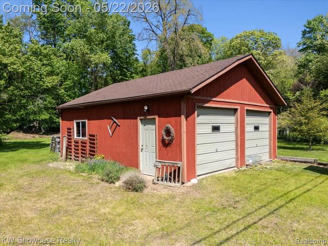 21105 Hugo Street, Farmington, MI 48336