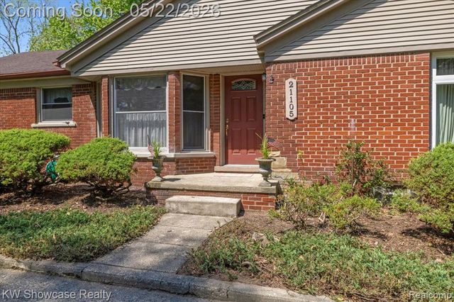 21105 Hugo Street, Farmington, MI 48336