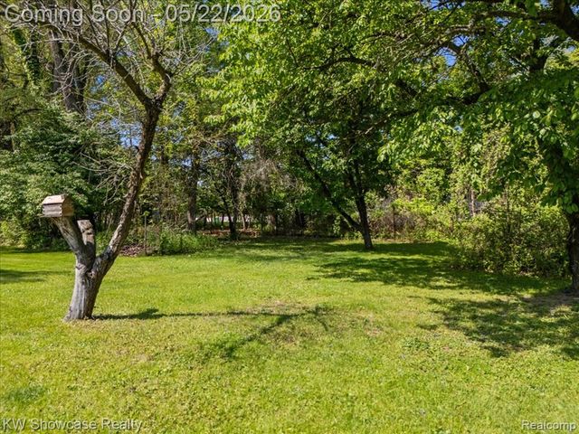 21105 Hugo Street, Farmington, MI 48336