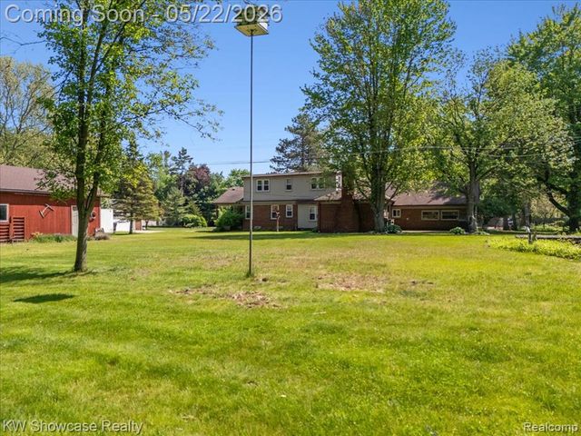 21105 Hugo Street, Farmington, MI 48336