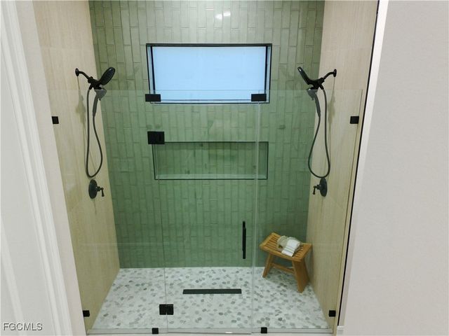 810 Sentinela BLVD, Lehigh Acres, FL 33974