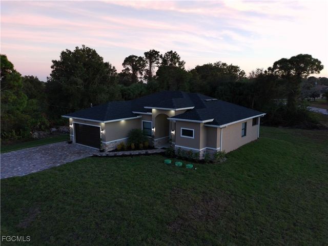 810 Sentinela BLVD, Lehigh Acres, FL 33974