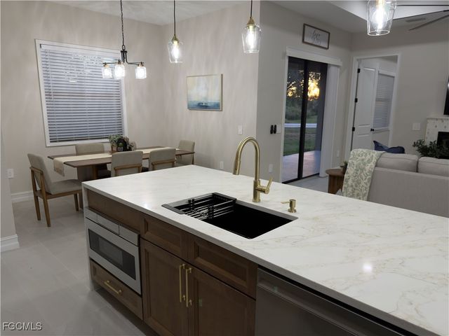 810 Sentinela BLVD, Lehigh Acres, FL 33974