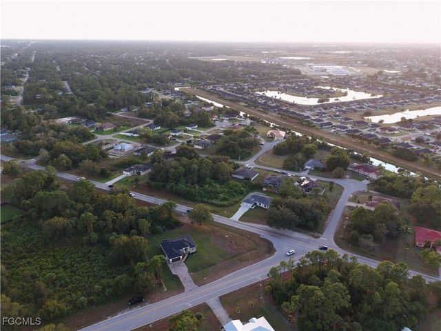 810 Sentinela BLVD, Lehigh Acres, FL 33974