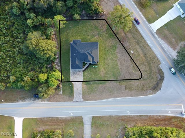 810 Sentinela BLVD, Lehigh Acres, FL 33974