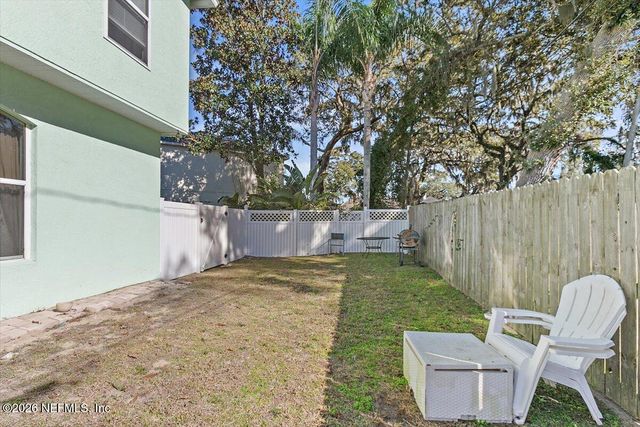 11122 ROBINS NEST Court, Jacksonville, FL 32225