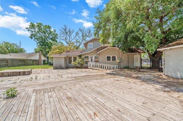 30318 2nd Street, Fulshear, TX 77441