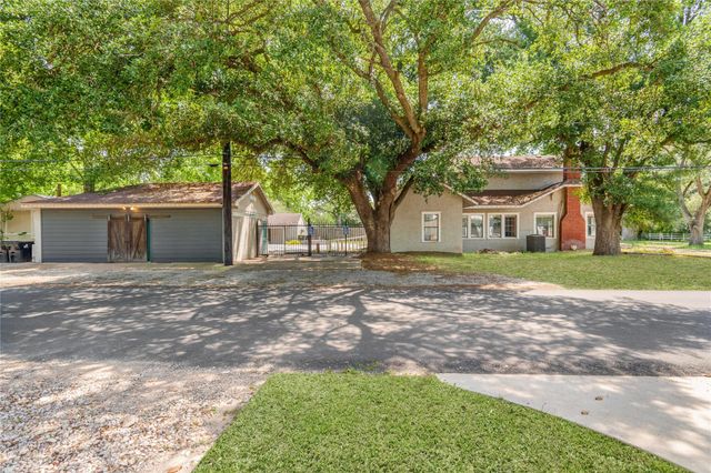 30318 2nd Street, Fulshear, TX 77441