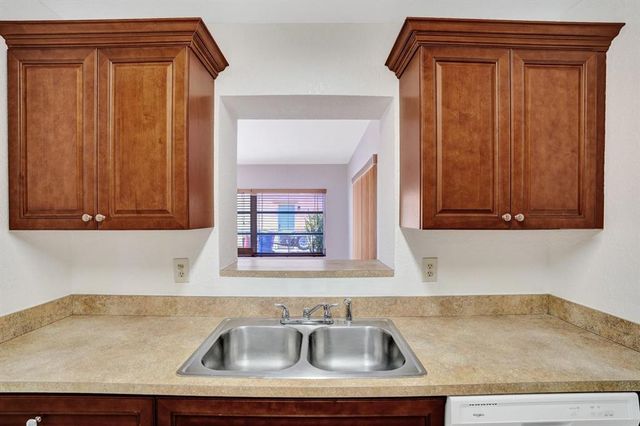 113 SE 14th Street, Deerfield Beach, FL 33441