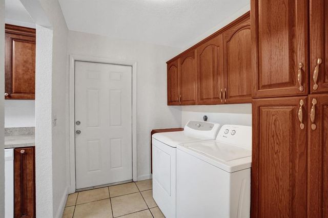 113 SE 14th Street, Deerfield Beach, FL 33441