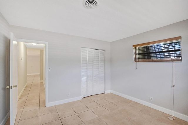 113 SE 14th Street, Deerfield Beach, FL 33441