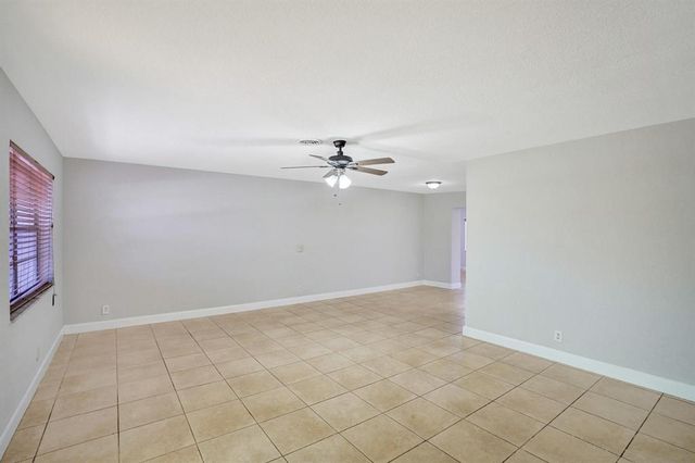 113 SE 14th Street, Deerfield Beach, FL 33441