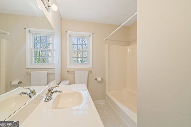 3928 Green Forest Lane, Smyrna, GA 30082