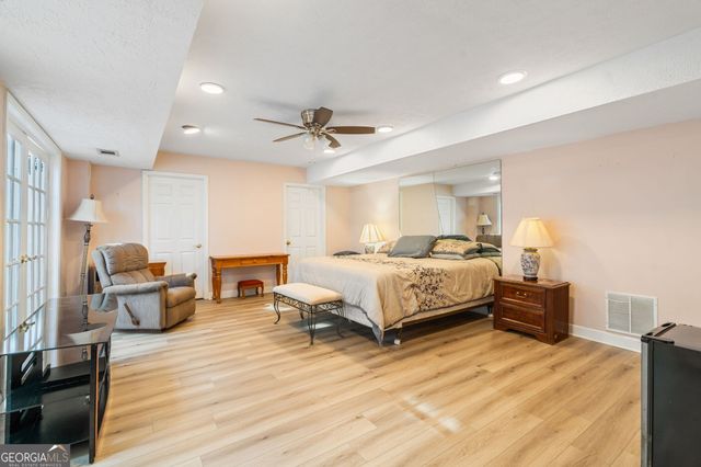 3928 Green Forest Lane, Smyrna, GA 30082