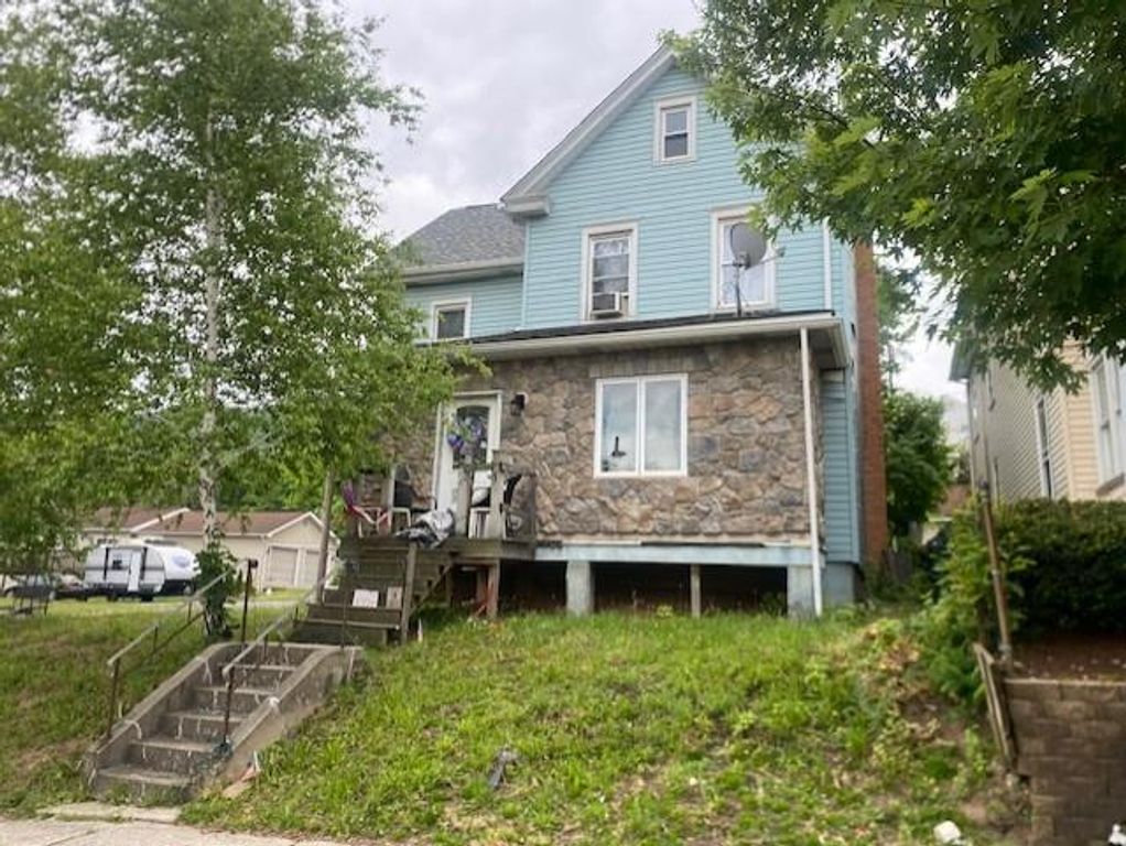 178 Lehigh Avenue, Palmerton Boro, PA 18071
