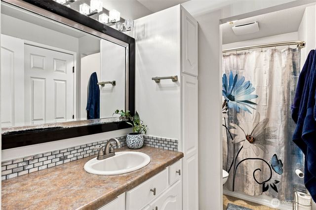5123 Berger Drive SE, Olympia, WA 98513