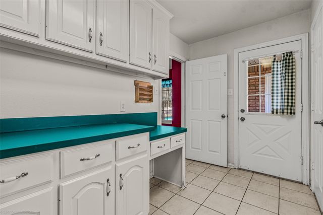1079 Oak Hollow Lane, Combine, TX 75159