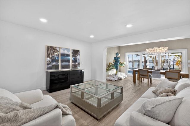 650 59TH AVENUE, St Pete Beach, FL 33706