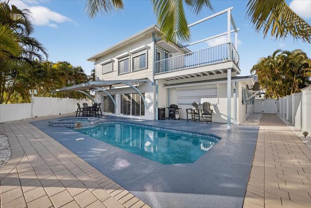 650 59TH AVENUE, St Pete Beach, FL 33706