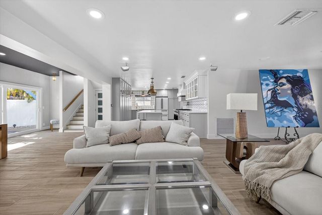 650 59TH AVENUE, St Pete Beach, FL 33706