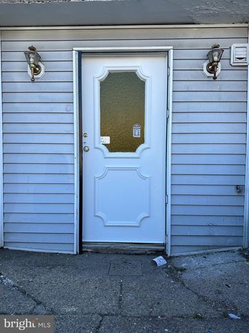 2822 S 64TH ST, Philadelphia, PA 19142