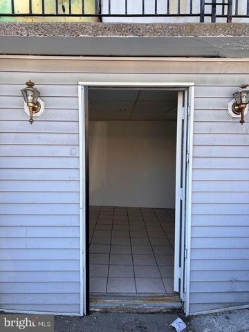 2822 S 64TH ST, Philadelphia, PA 19142