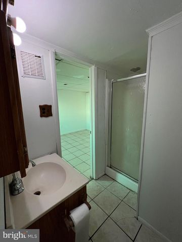 2822 S 64TH ST, Philadelphia, PA 19142