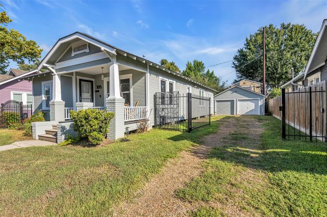 1015 E 14th Street, Houston, TX 77009
