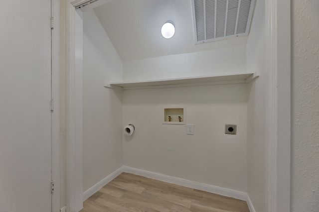 2821 Capella Circle, Garland, TX 75044