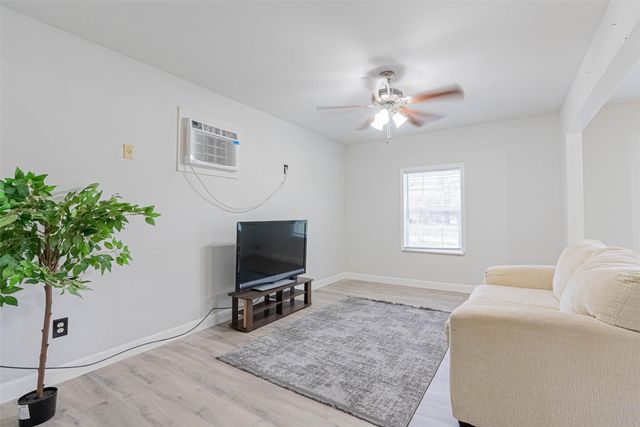 3910 Luca St Street, Houston, TX 77021