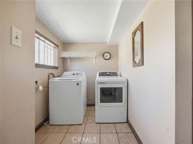 123 E 65th Street, Los Angeles, CA 90003