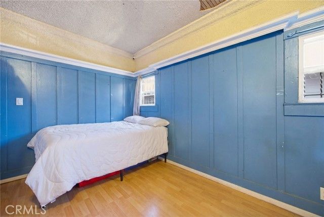 123 E 65th Street, Los Angeles, CA 90003