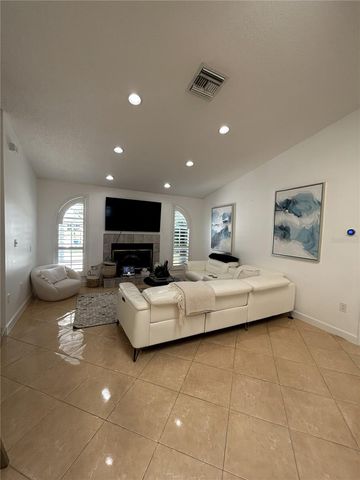 1110 CRAIG COURT, St Cloud, FL 34772