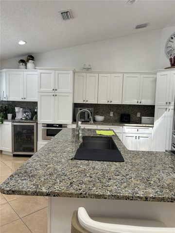 1110 CRAIG COURT, St Cloud, FL 34772