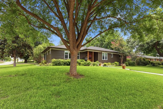 1208 N Morris Street, Mckinney, TX 75069