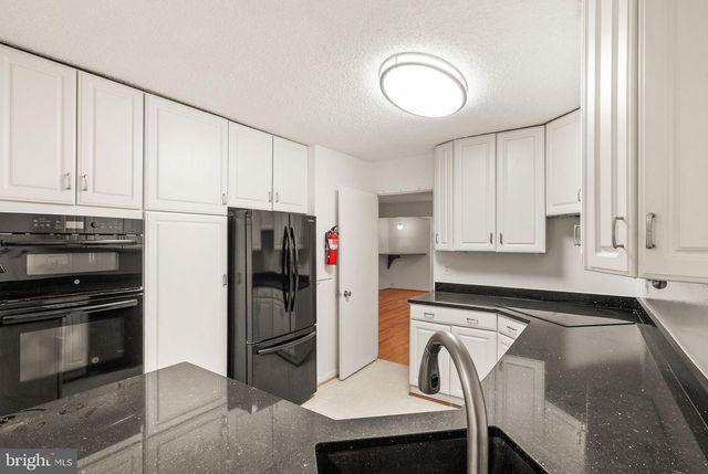 2242 CARTWRIGHT PL, Reston, VA 20191
