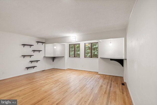 2242 CARTWRIGHT PL, Reston, VA 20191