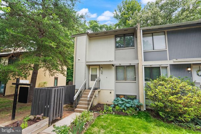 2242 CARTWRIGHT PL, Reston, VA 20191