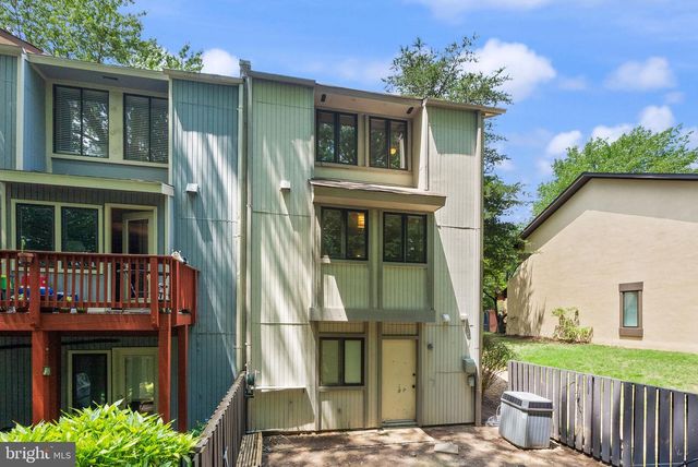 2242 CARTWRIGHT PL, Reston, VA 20191