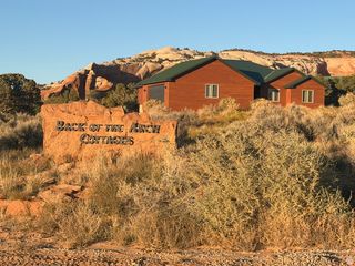 16 E PIONEER DR, Moab, UT 84532