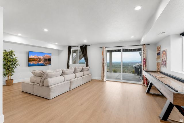 760 S MILLER AVE, North Salt Lake, UT 84054